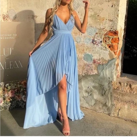 Michael Costello Dresses & Skirts - Michael Costello x Revolve Ale Gown in Light Blue